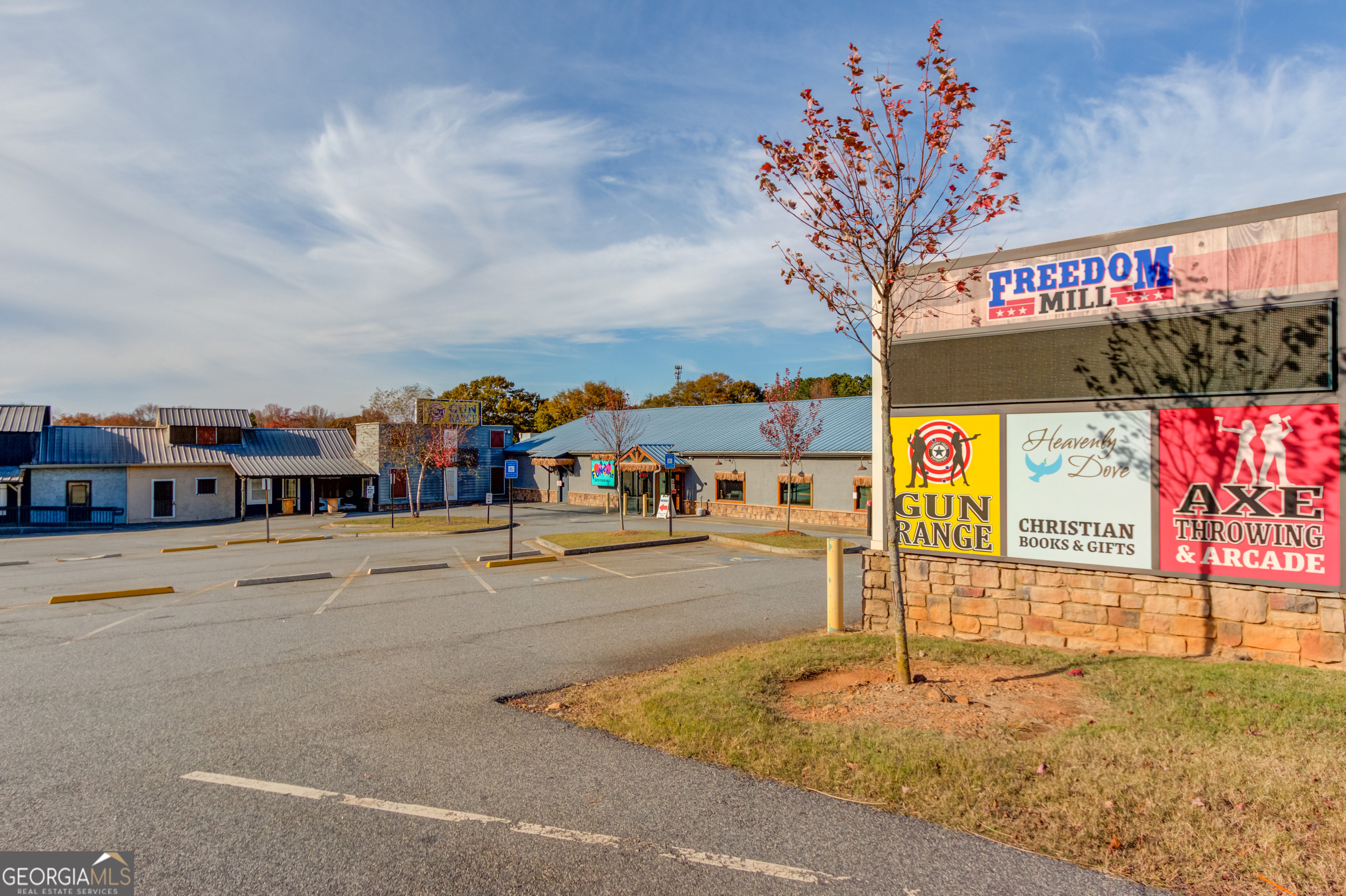 2730 SPOT RD, Cumming, GA 30040