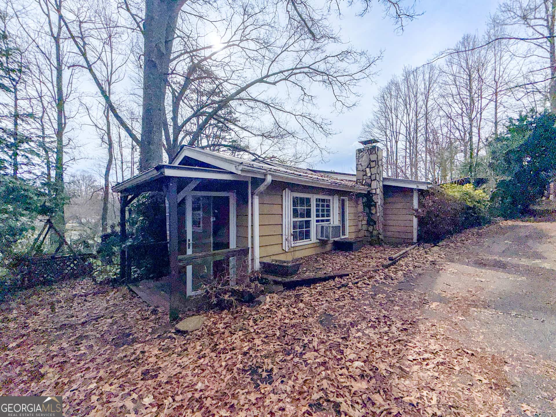 2518 Bellview LN, Young Harris, GA 30582