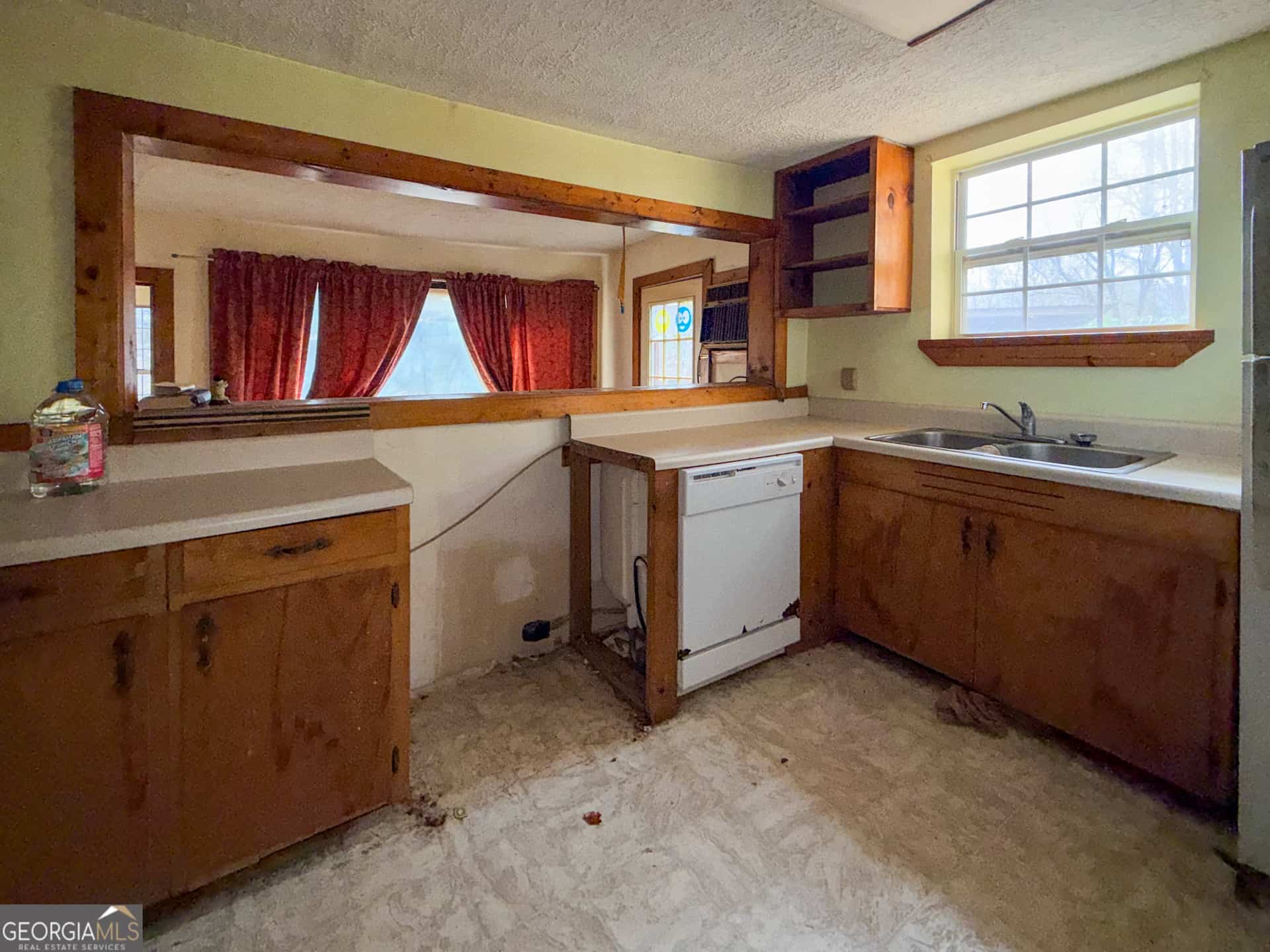 Listing photo 6