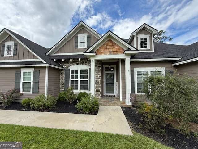 Listing photo 6