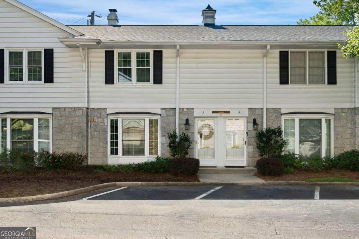 136 Peachtree Memorial DR VA3 #VA3, Atlanta, GA 30309