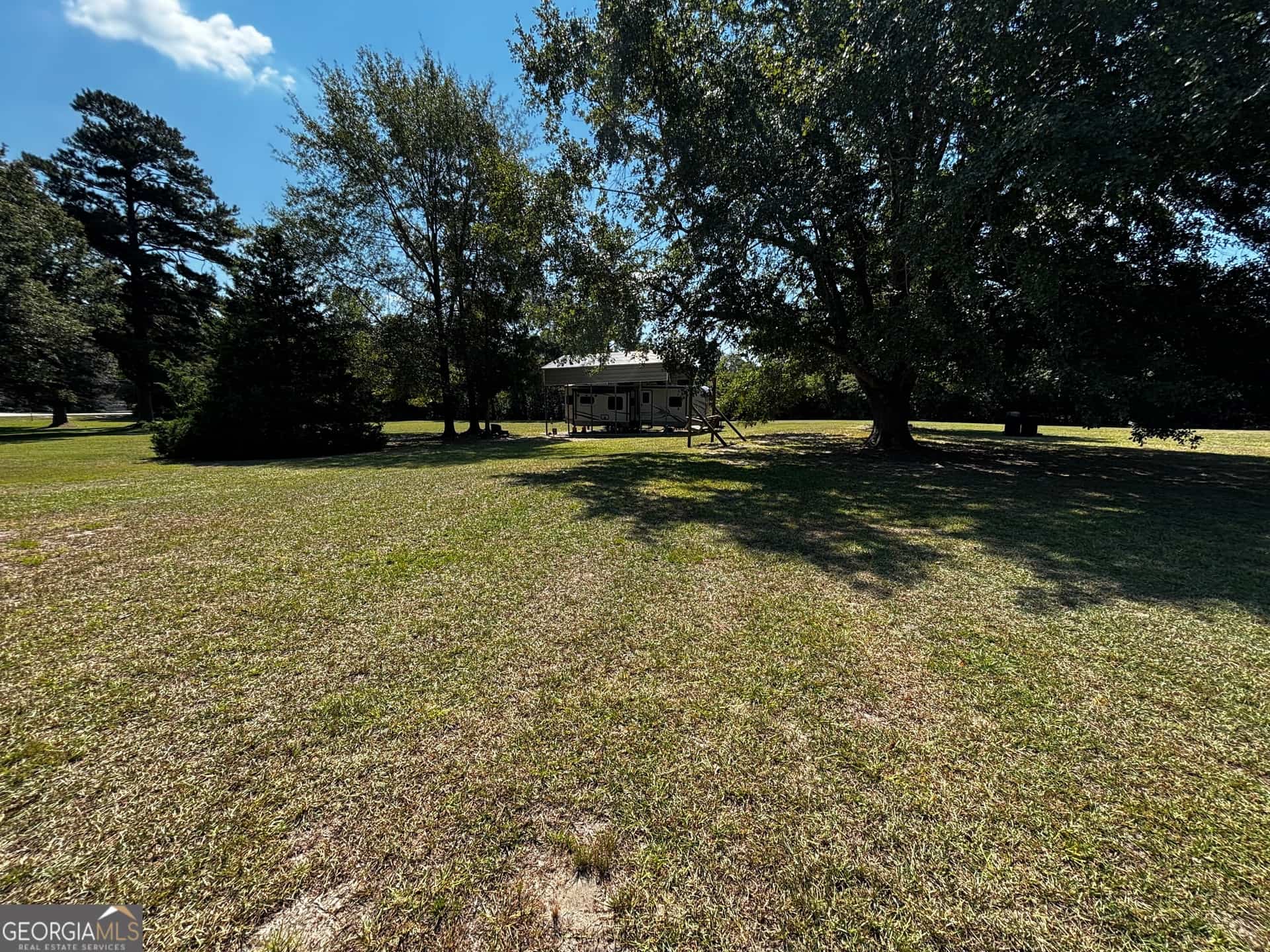 Listing photo 6