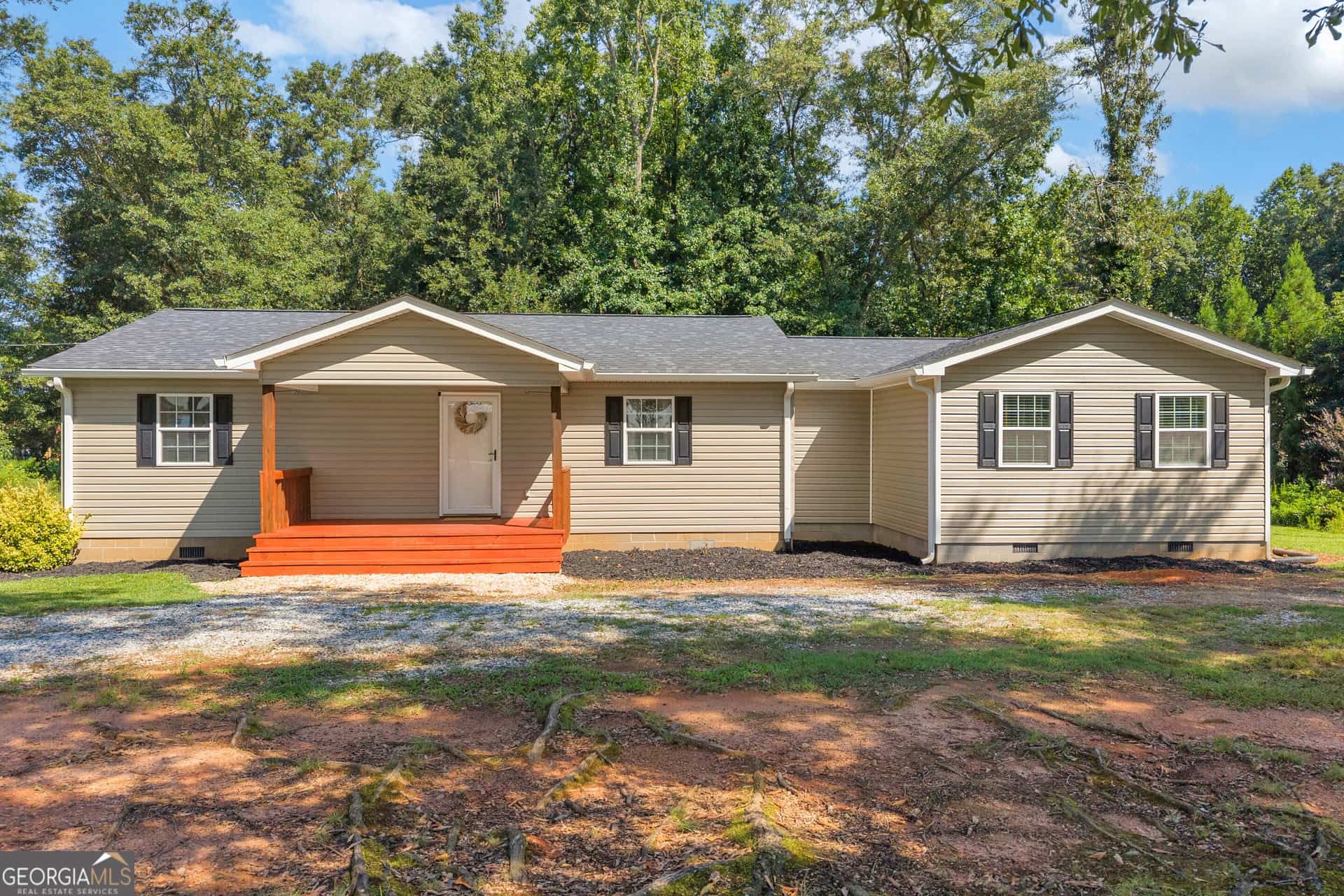 324 Old Canon Church RD, Bowersville, GA 30516