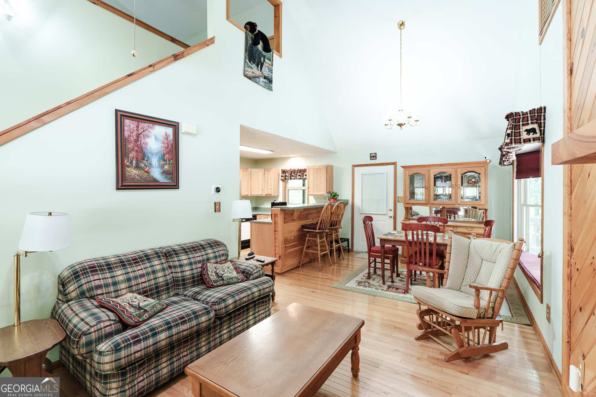 Listing photo 6