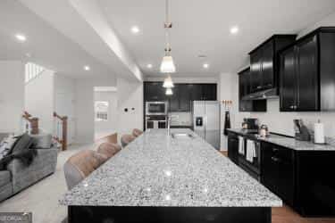 Listing photo 6
