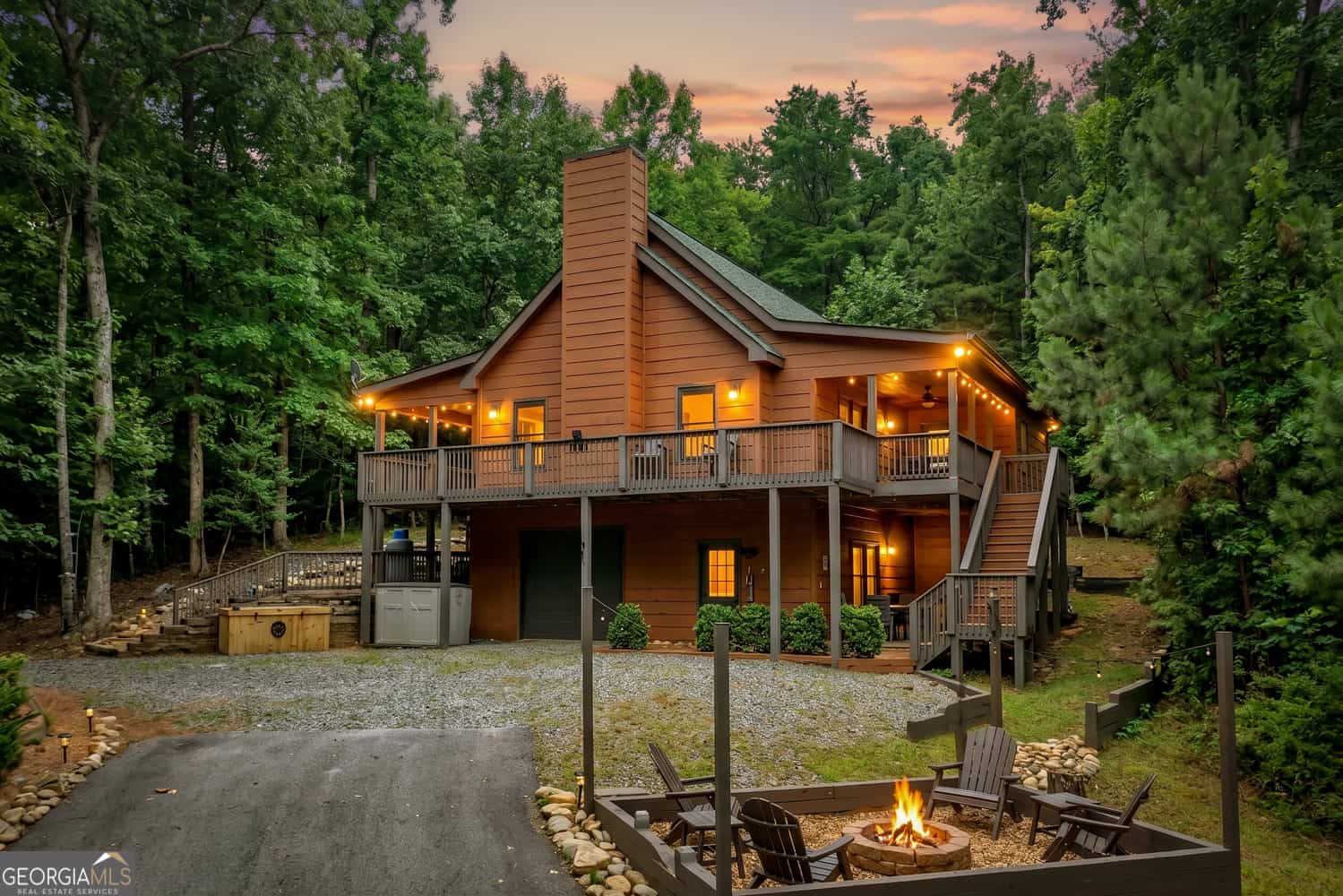 50 Kings CT, Ellijay, GA 30540