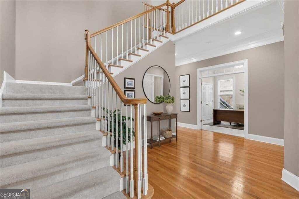 Listing photo 6