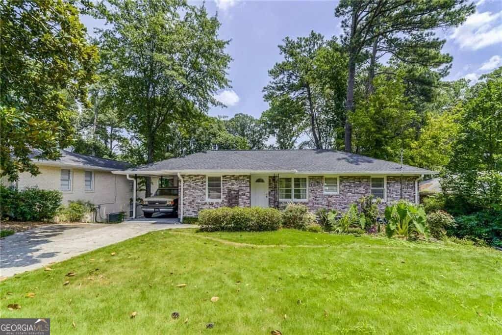1892 Fairway CIR NE, Brookhaven, GA 30319