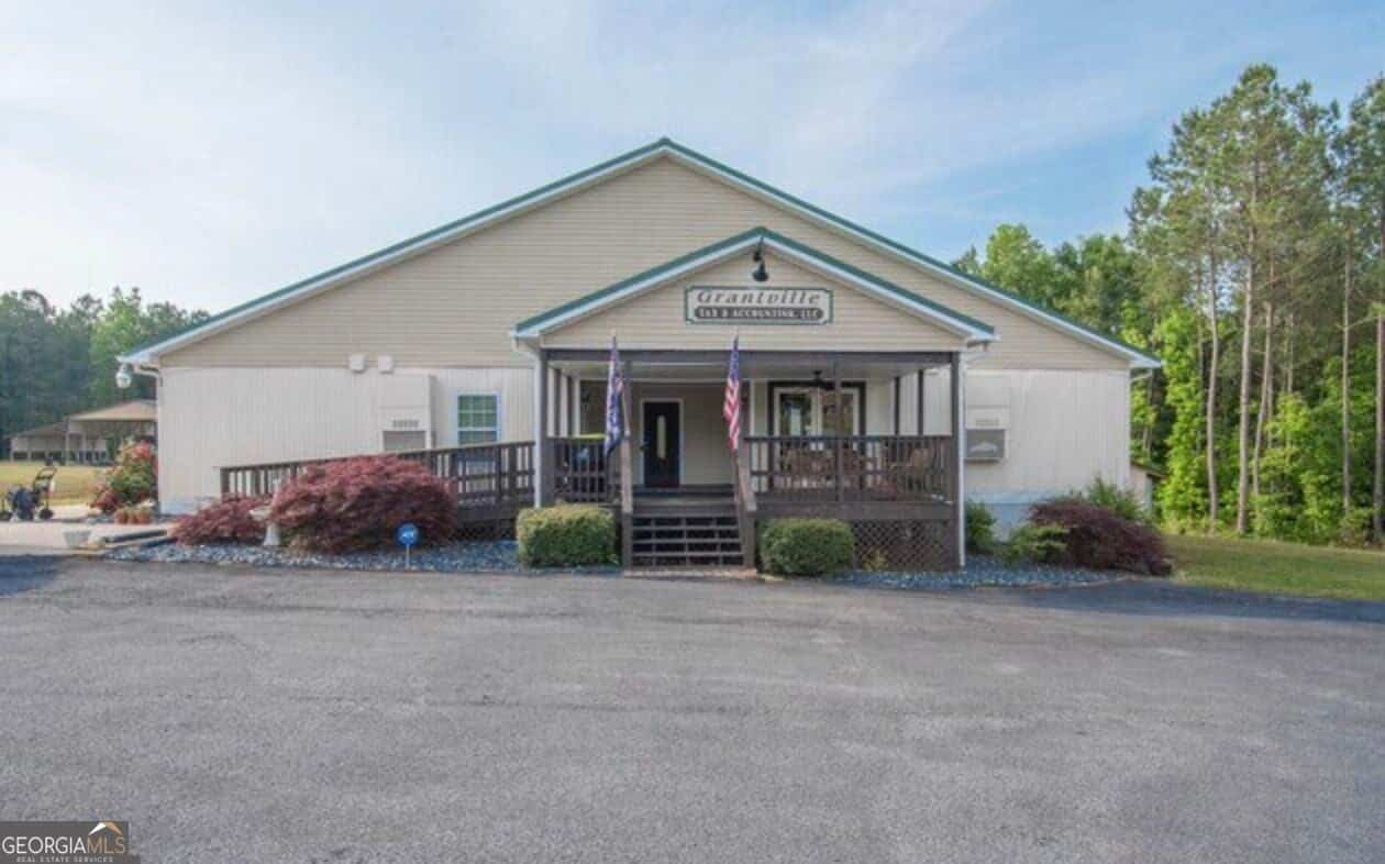 5710 Hwy 29 RD, Grantville, GA 30220