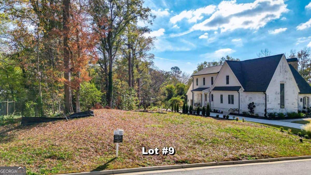 Listing photo 4