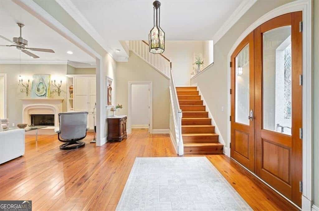 Listing photo 6