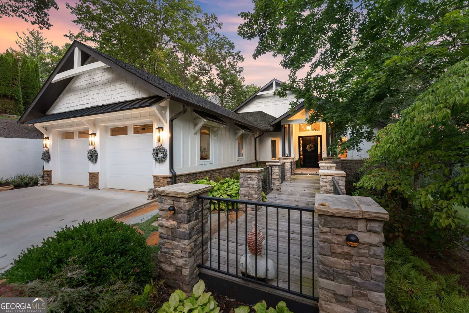 1370 Bahn Innsbruck, Helen, GA 30545