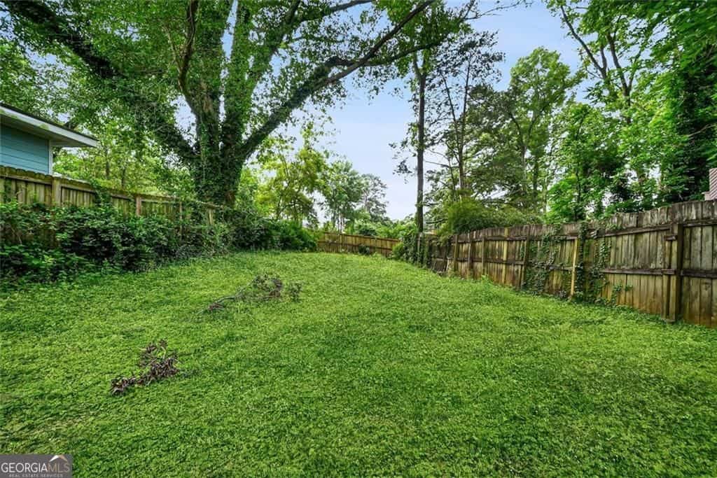 Listing photo 6