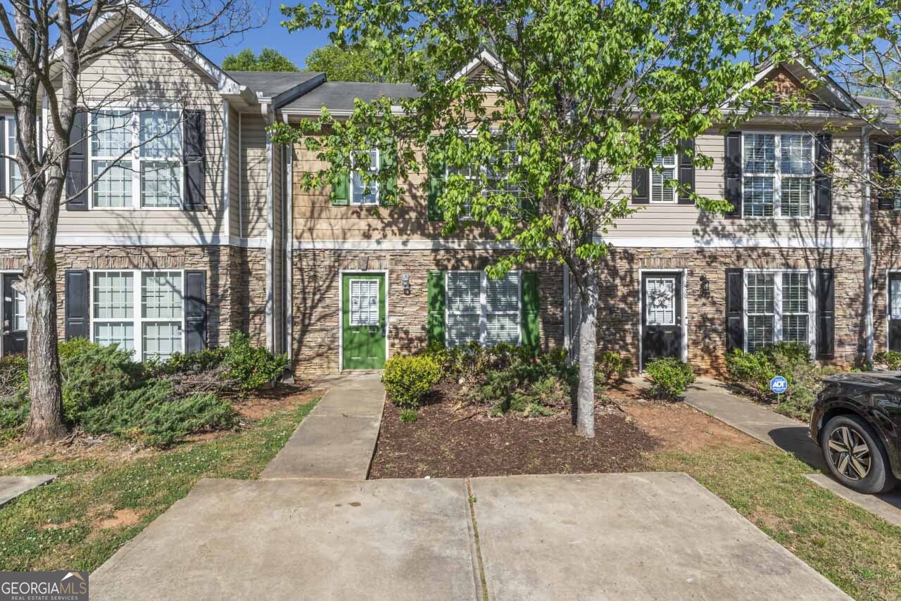 11443 South Grove DR, Hampton, GA 30228