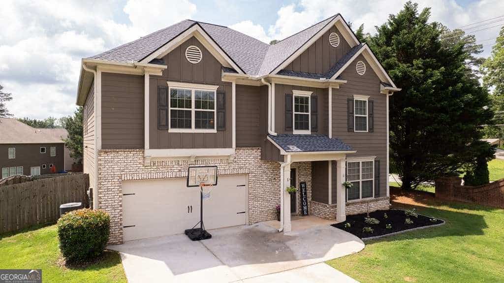 100 Silver TRCE, Dallas, GA 30157