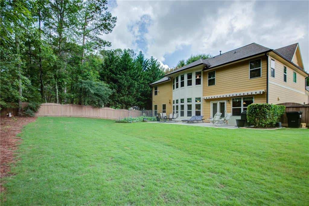 Listing photo 6