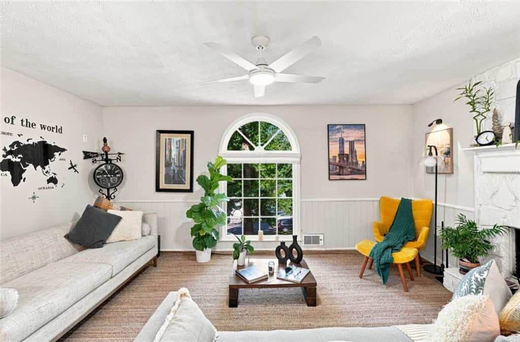 Listing photo 6