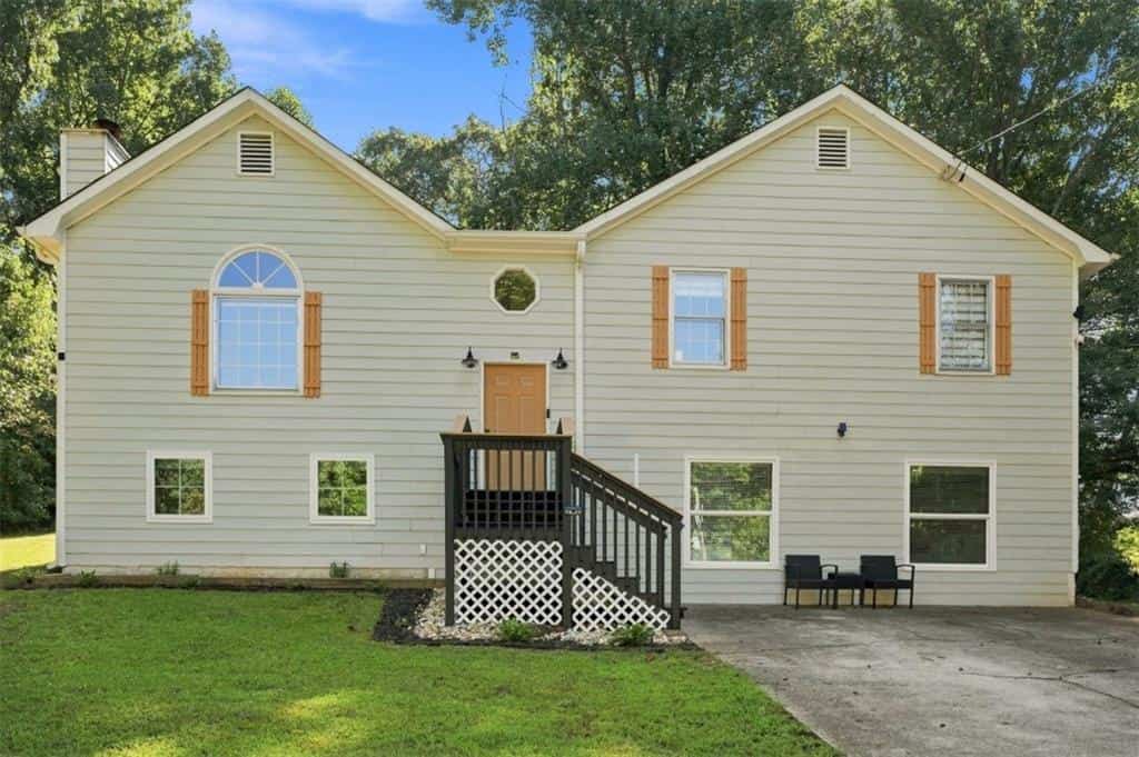137 Landing Lane, Powder Springs, GA 30127