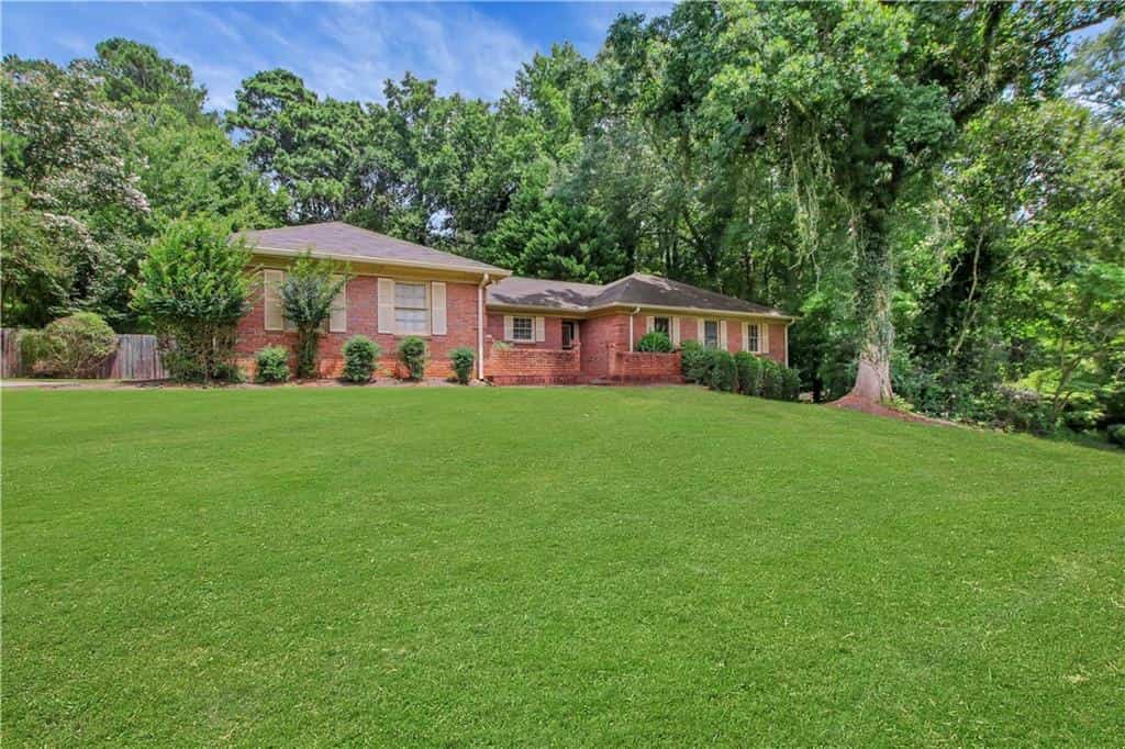 2020 Heatherdale Lane SW, Marietta, GA 30064