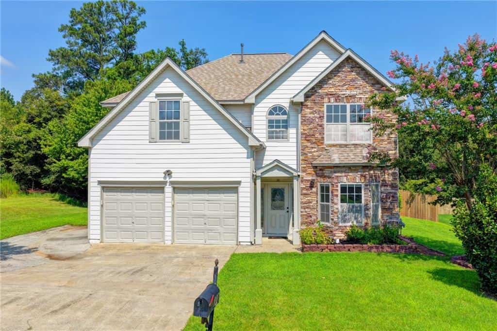 220 Nichols Drive, Suwanee, GA 30024