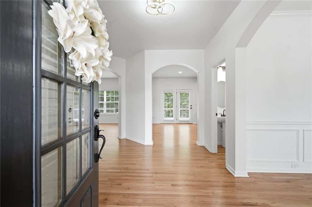 Listing photo 6