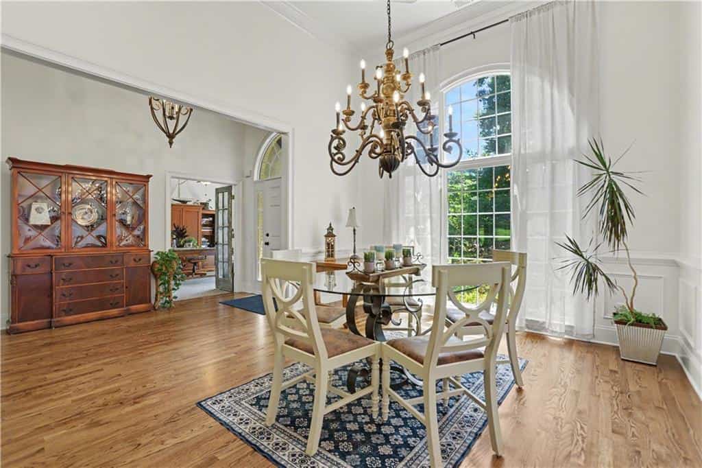 Listing photo 6