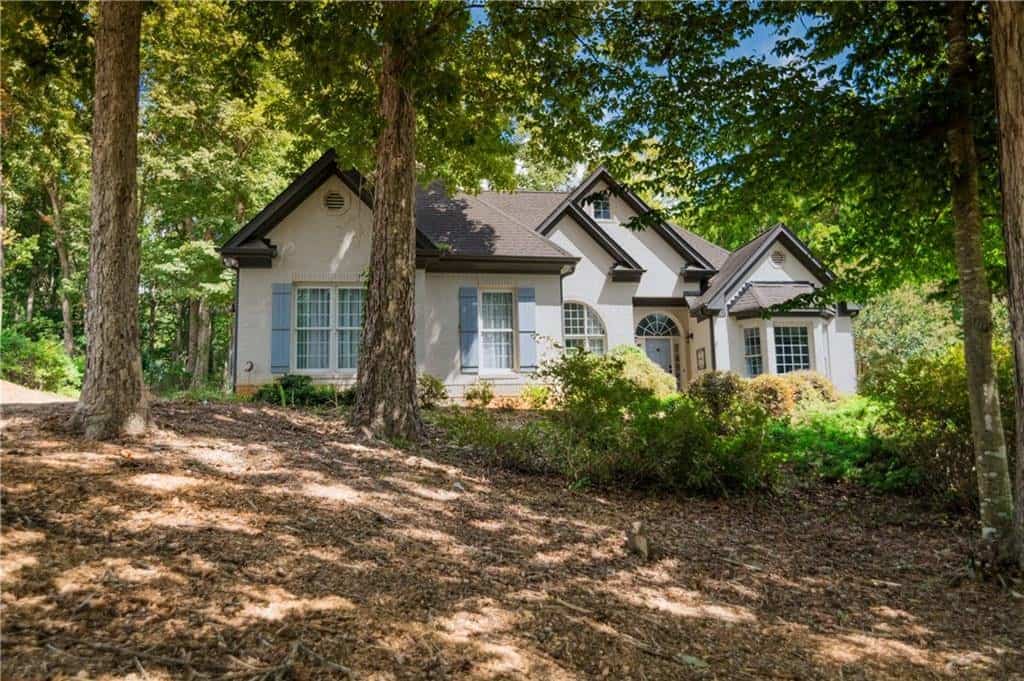 537 Old Collins Road, Hoschton, GA 30548