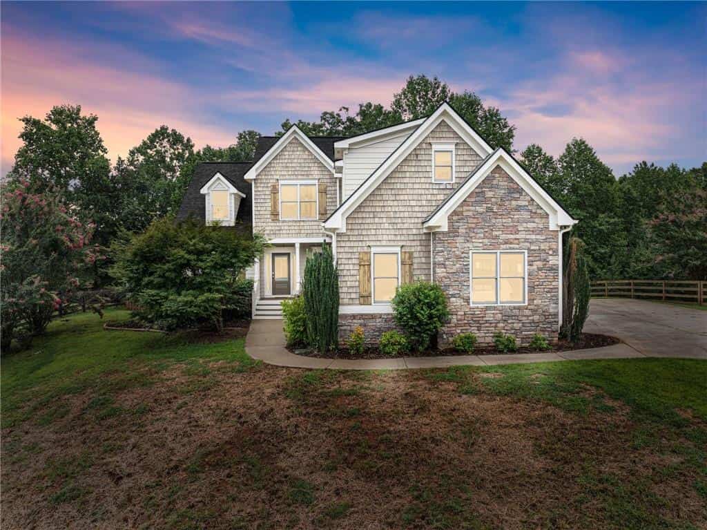 Listing photo 6