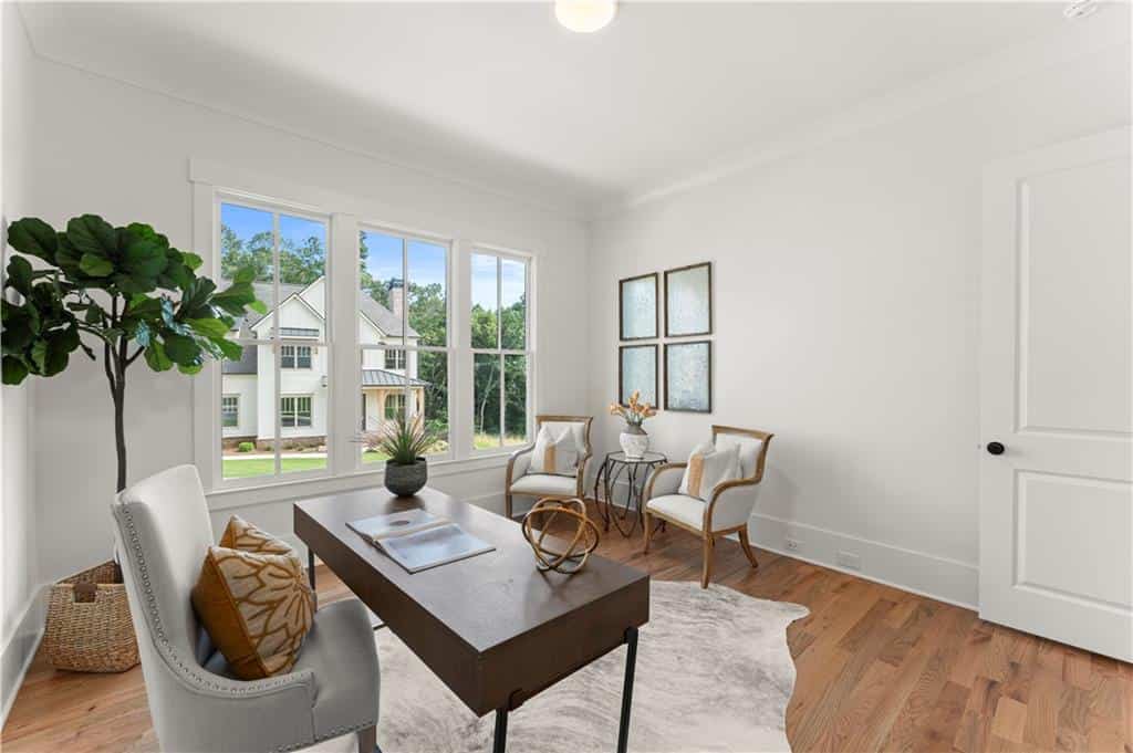 Listing photo 6