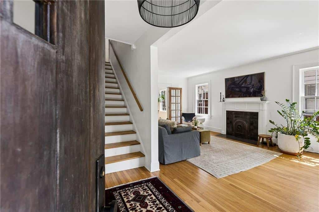 Listing photo 6