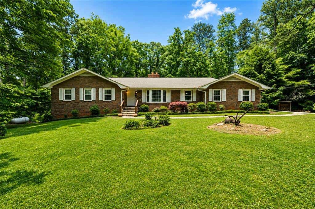 2690 Hideaway Hills Lane SW, Powder Springs, GA 30127