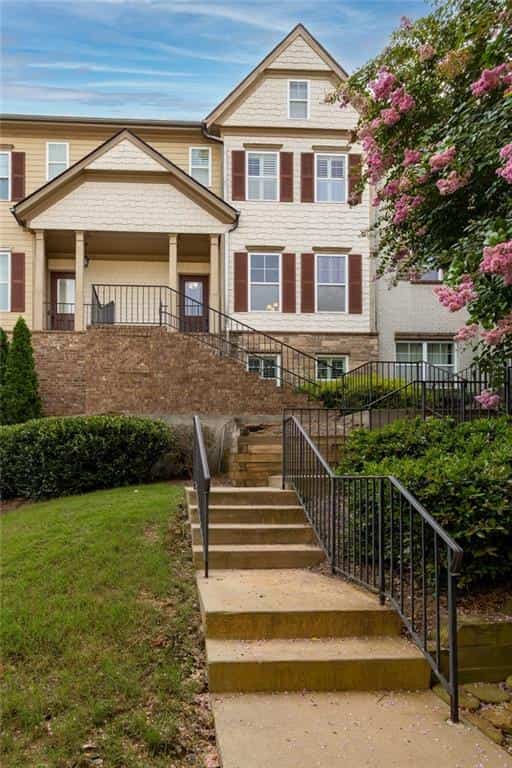 Listing photo 6