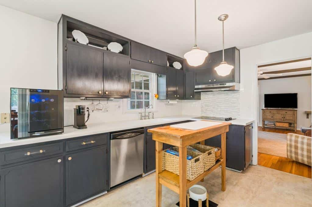 Listing photo 6