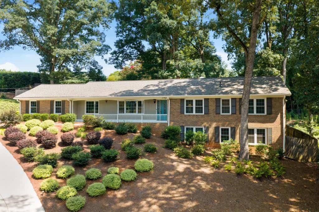 260 Abington Drive, Sandy Springs, GA 30328