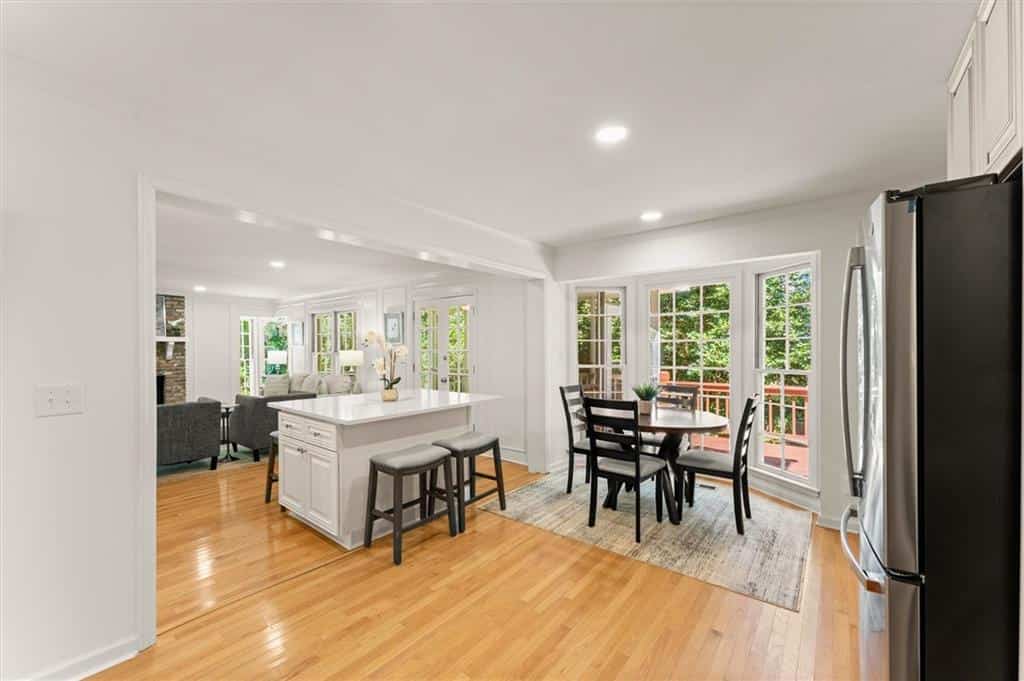Listing photo 6