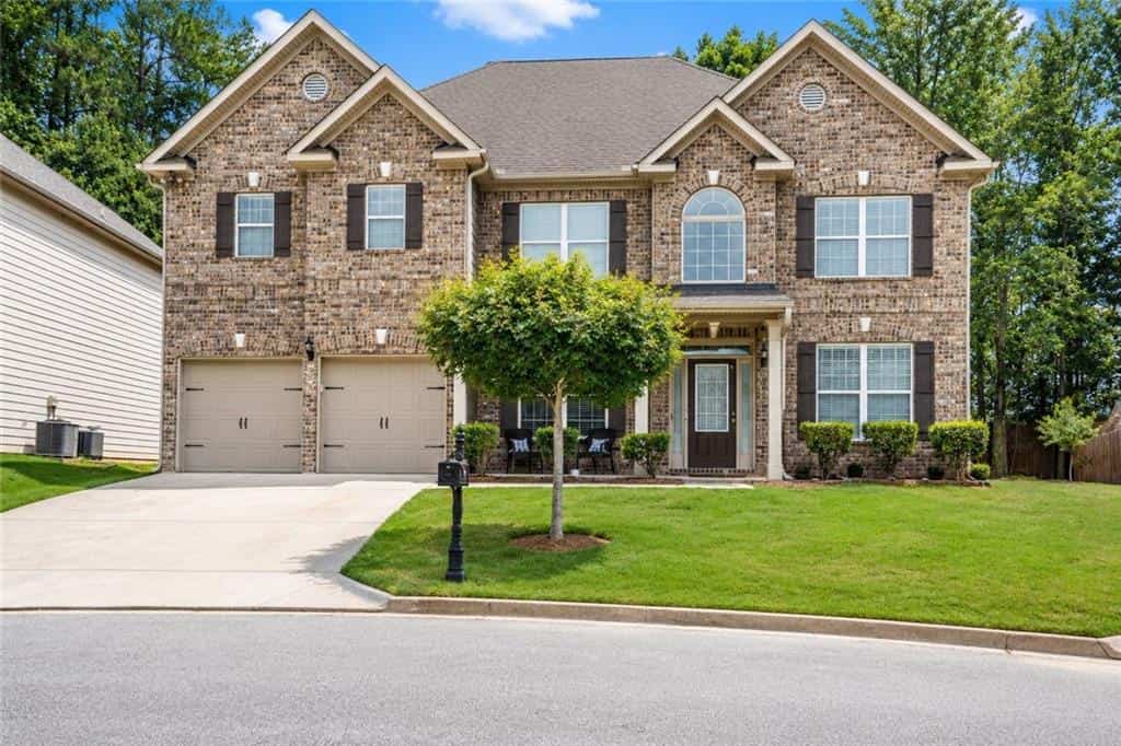 3594 Hideaway Lane, Loganville, GA 30052
