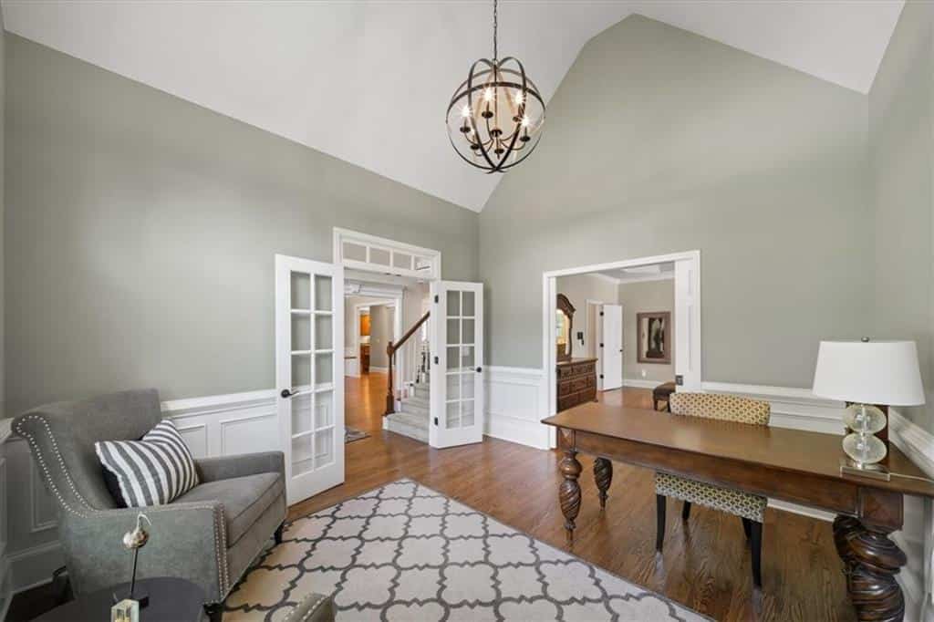 Listing photo 6