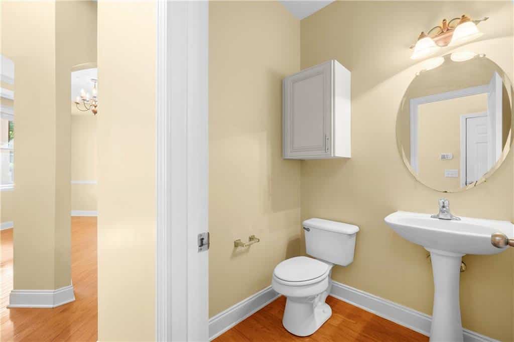 Listing photo 6