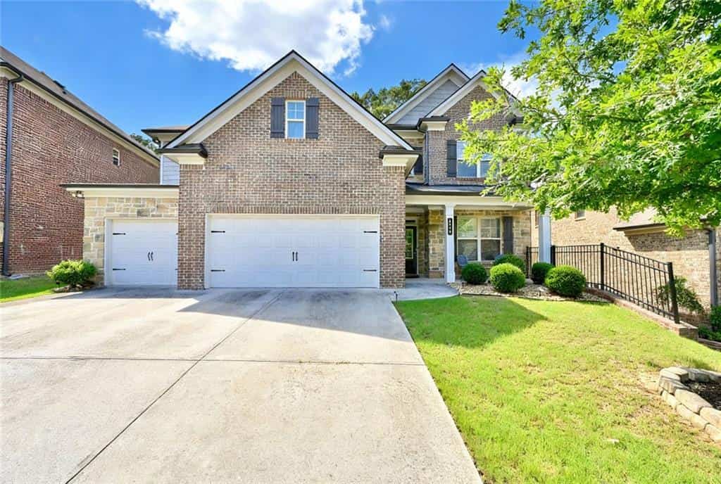 3178 Ivy Crossing Drive, Buford, GA 30519