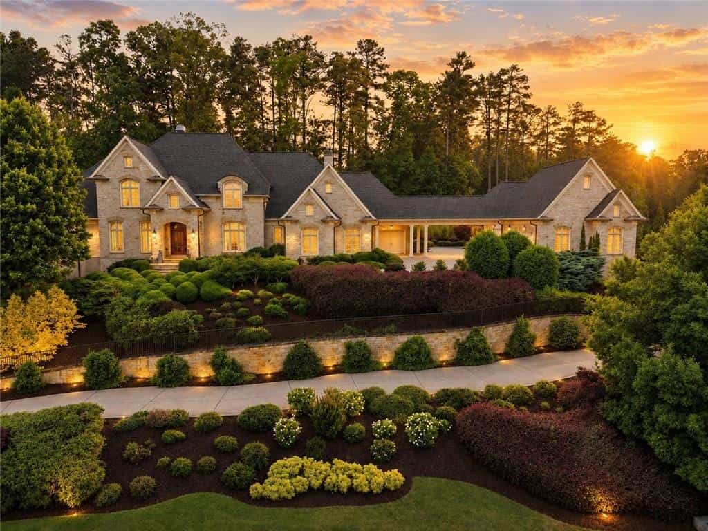 4998 Gunnison Trace, Suwanee, GA 30024
