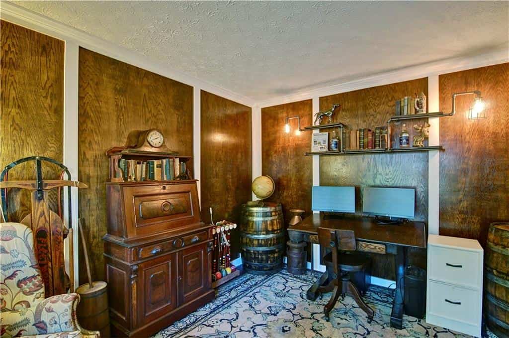 Listing photo 6