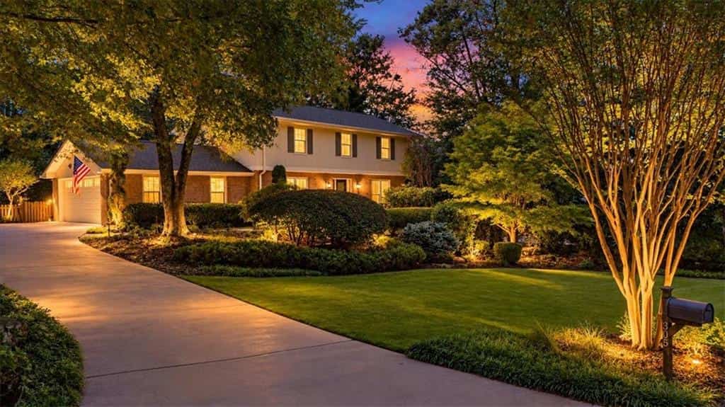 305 Wickerberry Lane, Roswell, GA 30075