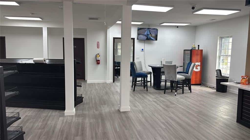 473 N Clarendon, Scottdale, GA 30079