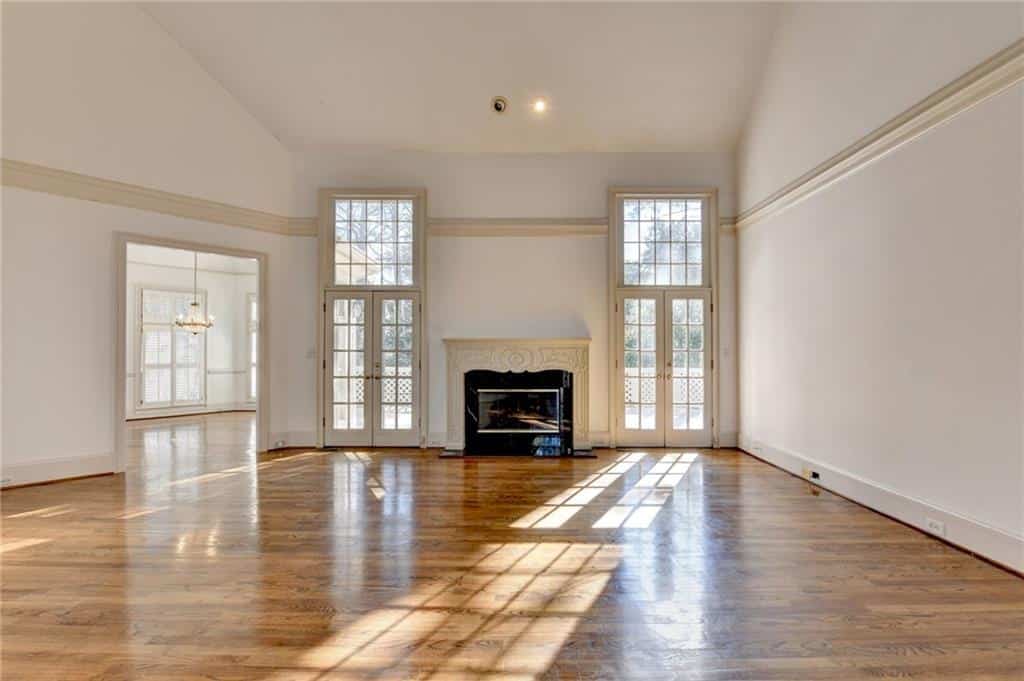 Listing photo 6