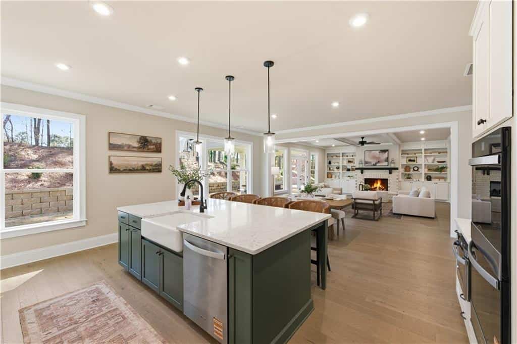 Listing photo 6