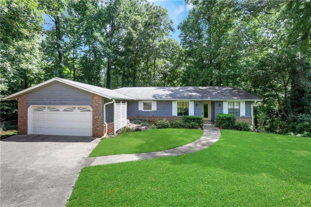 4729 Mockernut Court SW, Lilburn, GA 30047