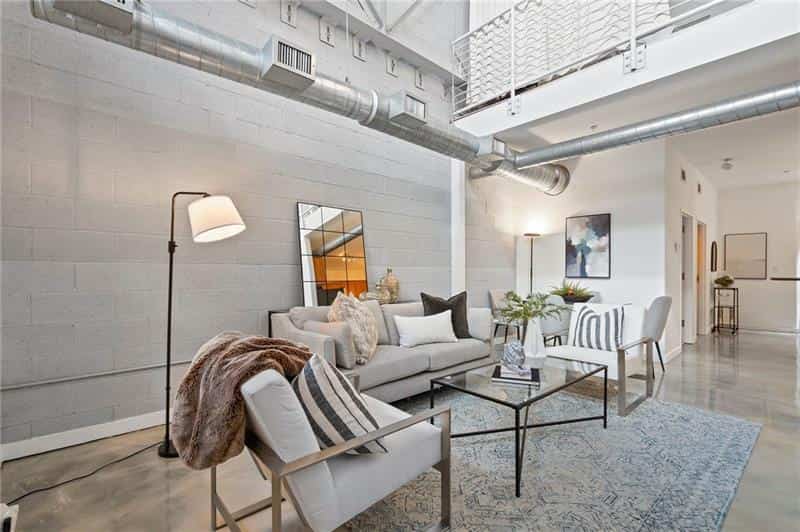 Listing photo 6