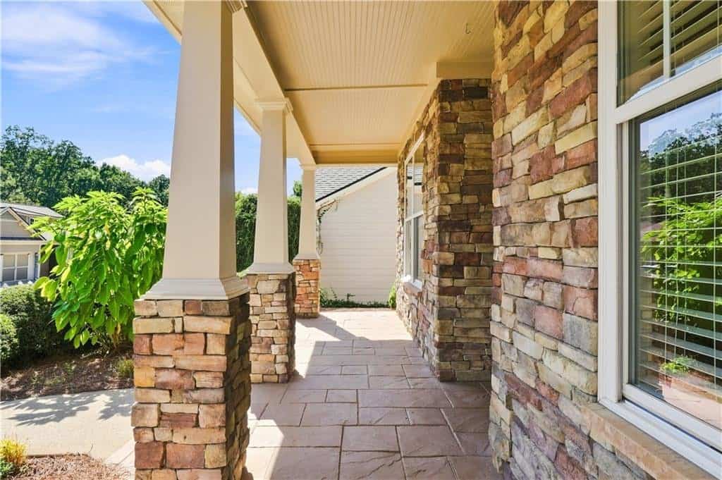 Listing photo 6