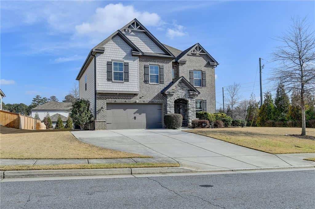 4111 Woodward Walk Lane, Suwanee, GA 30024