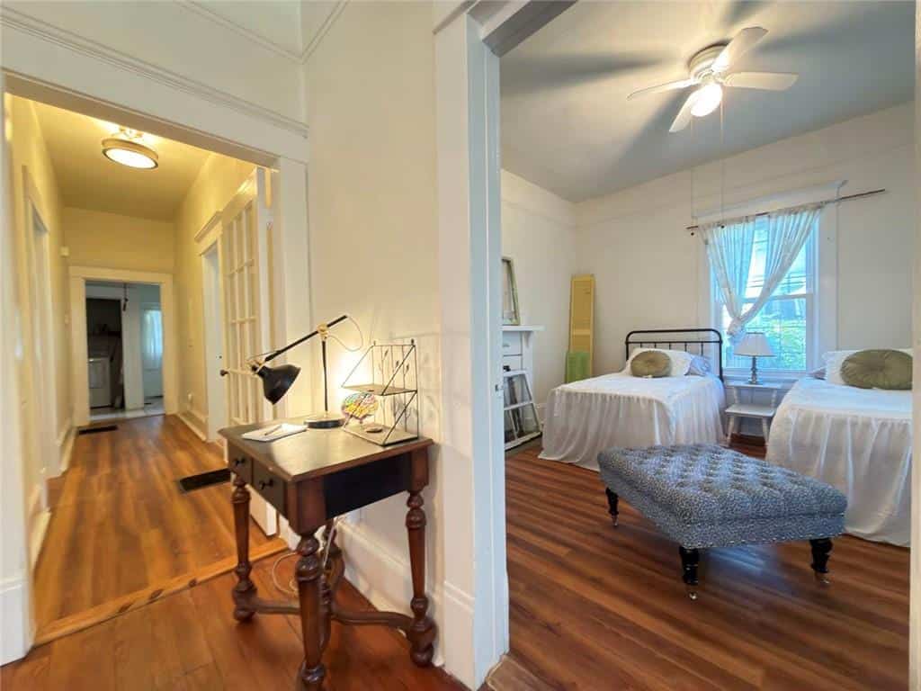 Listing photo 6